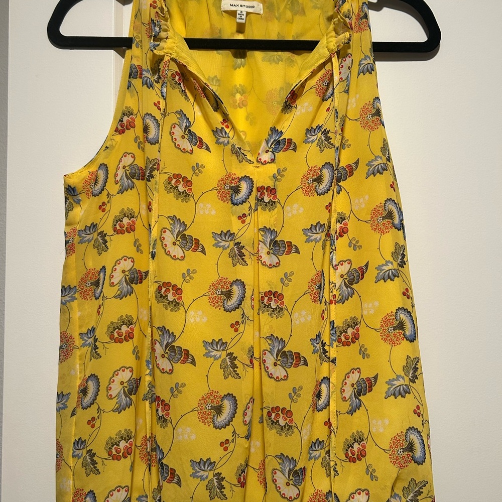 Max Studio Yellow Button Down Blouse with Peter Pan Collar